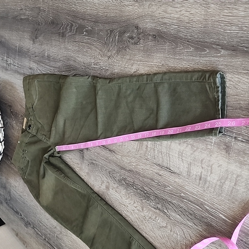 Mother The Looker Cropped Skinny Jeans in Army Green Size 27 - Picture 8 of 13